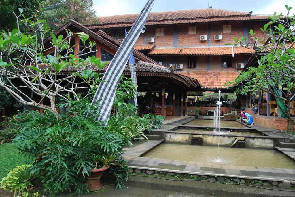 Hotel Desa Gumati Sentul 3*
