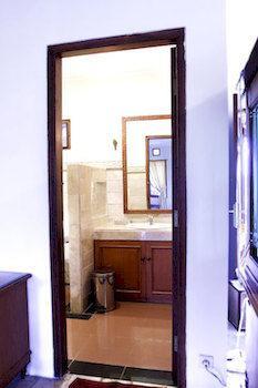 Desa Gumati Sentul Hotel