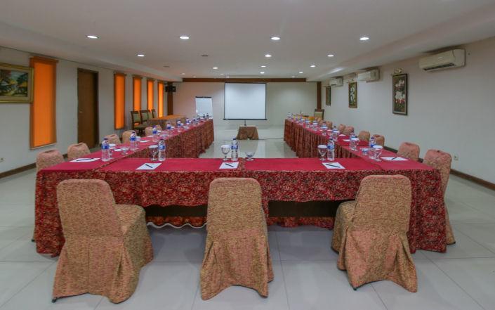Desa Gumati Sentul 3*