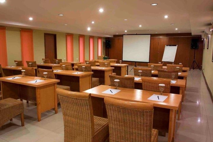 Desa Gumati Sentul Hotel Bogor